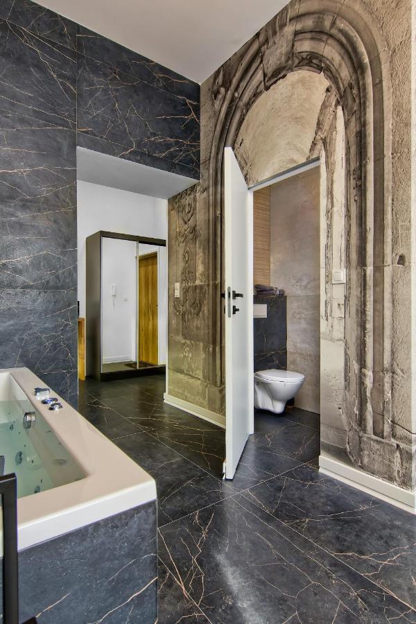 Apartment Czarny Z Jacuzzi