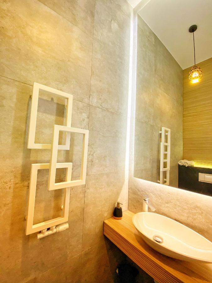 Czarny Z Jacuzzi * Krakow