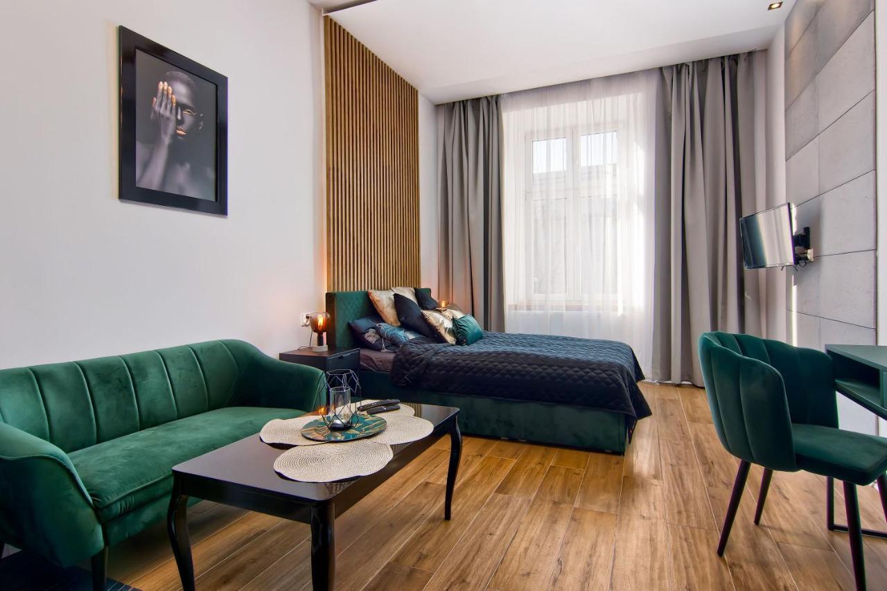 Czarny Z Jacuzzi Krakow