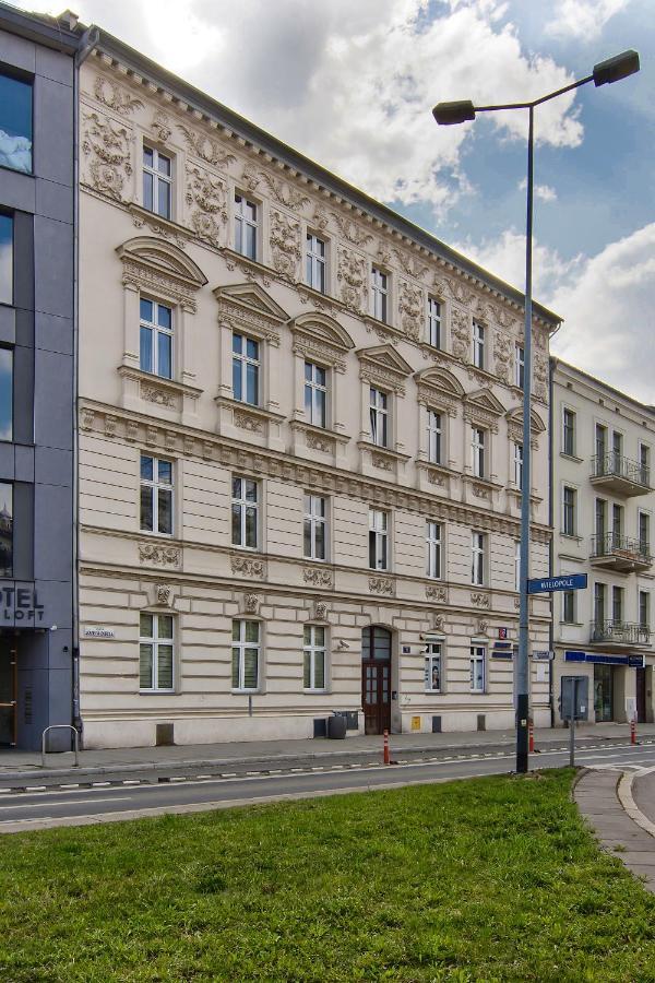 Czarny Z Jacuzzi Apartment Krakow